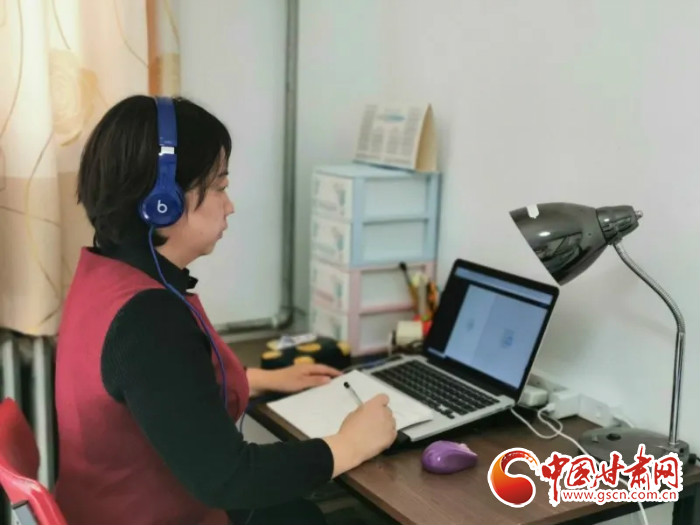 【三八特刊·“疫”線心聲】她，24小時聆聽“疫”動的心