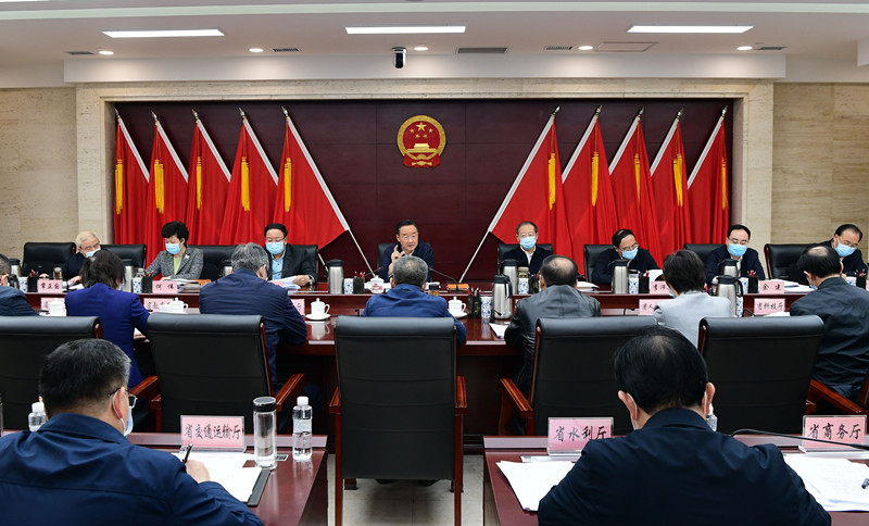 唐仁健主持召開省政府黨組（擴(kuò)大）會(huì)議 傳達(dá)學(xué)習(xí)習(xí)近平總書記重要講話精神等 安排部署貫徹落實(shí)工作