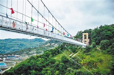 崆峒山5條美妙線路游起來！來這三座山赴暮春之約