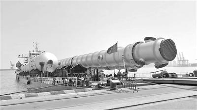 蘭石再次制造國內(nèi)最大重整反應器