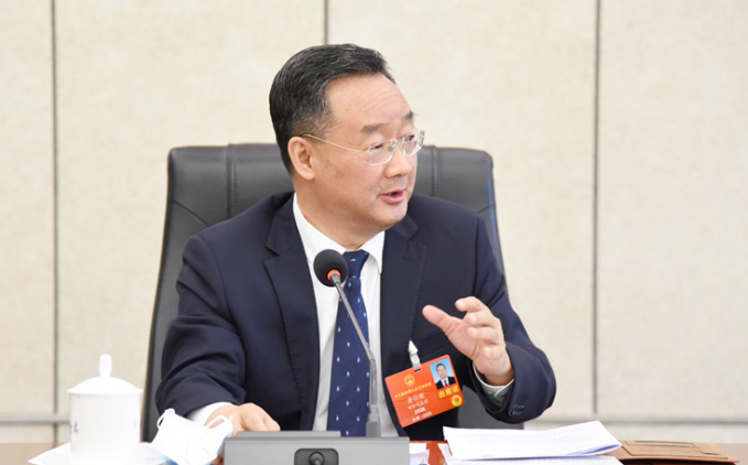 唐仁健在甘肅團(tuán)審議政府工作報(bào)告時(shí)說(shuō) 報(bào)告彰顯定力和能力 傳遞決心與信心