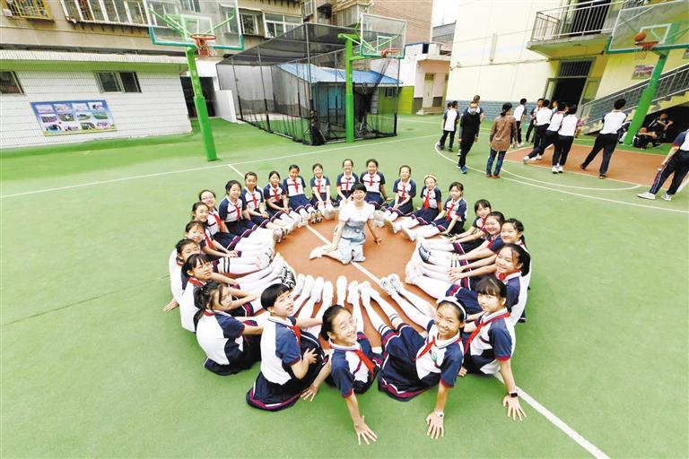 我們畢業(yè)啦！