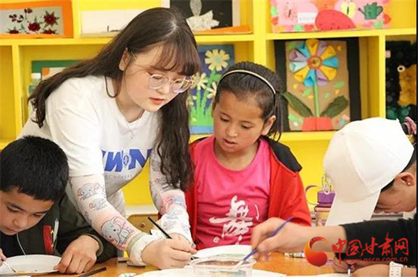 關(guān)愛山區(qū)的孩子 西北師大學子在東鄉(xiāng)、會寧開展體育美育浸潤行動活動