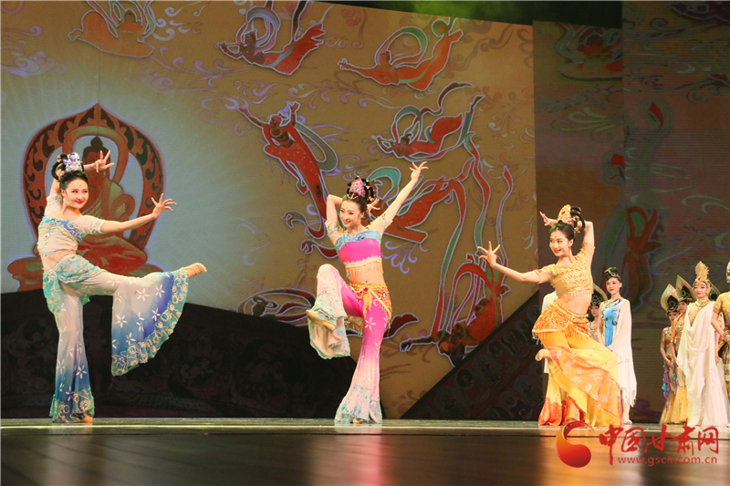 “經(jīng)典碰撞 時(shí)空對(duì)話(huà)”《大夢(mèng)敦煌》《絲路花雨》同臺(tái)創(chuàng)造多個(gè)首次