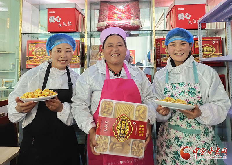 【你笑起來(lái)真好看】布楞溝：企業(yè)建在家門(mén)口 掙錢(qián)就在村里頭（圖）