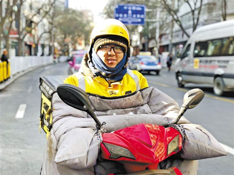 外賣(mài)小哥王全軍：好好干，在蘭州買(mǎi)套房