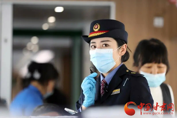 農(nóng)歷小年火車票今起開搶！這些信息你要知道