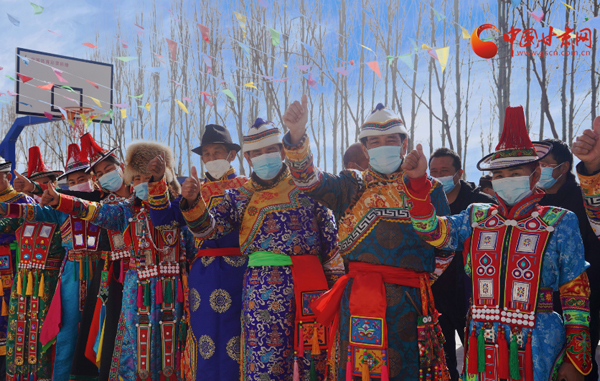 肅南：分紅啦分紅啦！南溝村村民喜領(lǐng)43.3萬元