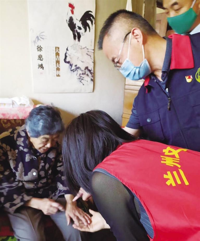 在公益志愿服務(wù)中踐行初心使命——記中國好人、城關(guān)區(qū)一方公益慈善協(xié)會黨支部書記高平