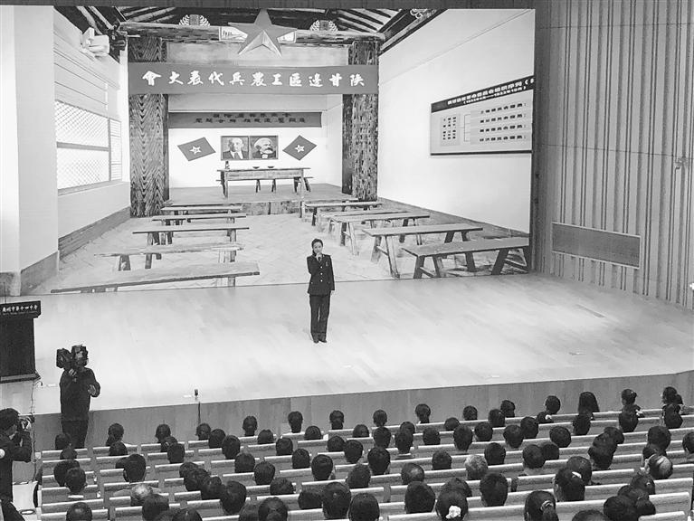 蘭州市開展“學黨史、頌黨恩、跟黨走”紅色文化進校園活動