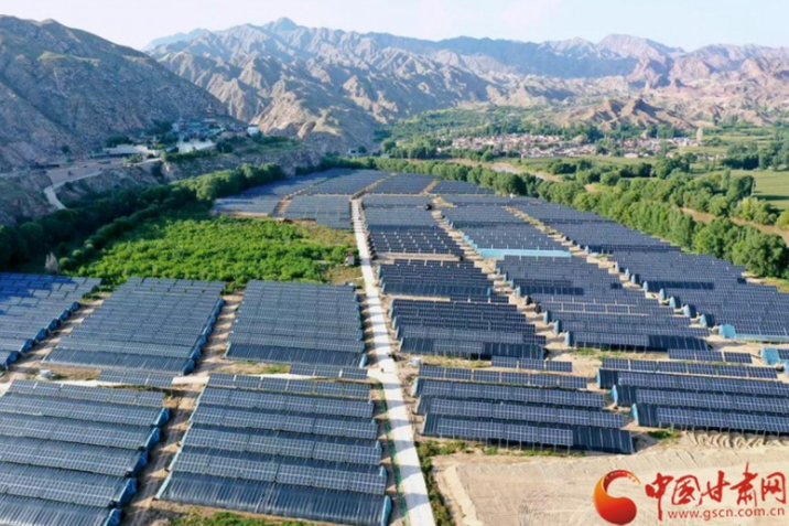 【奮斗百年路 啟航新征程 脫貧攻堅答卷】以村為家，把貧困戶當家人——記全國脫貧攻堅先進個人錢有