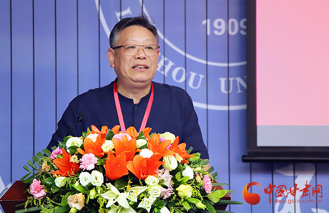 首屆全國(guó)新聞傳播學(xué)院院長(zhǎng)研修班在蘭州大學(xué)開(kāi)班（圖）