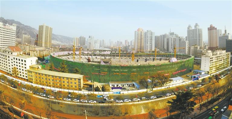 蘭州市七里河體育場主體封頂，預(yù)計(jì)明年7月交付使用