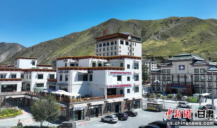 圖為夏河縣藏醫(yī)院藏醫(yī)藥體驗(yàn)館。(資料圖)卓瑪草 攝