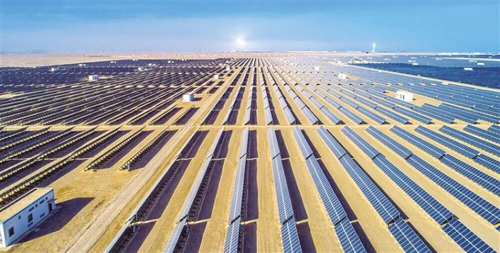 敦煌新能源產(chǎn)業(yè)“風(fēng)光”無(wú)限