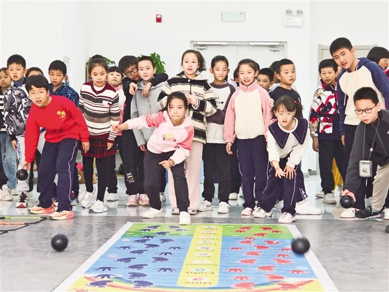 “團團活力圈”護(hù)青少年成長